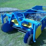 Копатель-валкоукладчик лука КЛ-1,4А