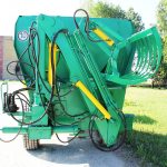 Кормораздатчик РСК-12-3 с грейферным погрузчиком